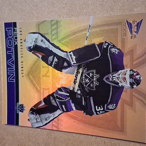 Felix Potvin Hockey Cards Set - Blue and White - Picture 3 of 10